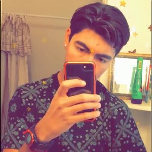 Meet your Posher, Jonathan